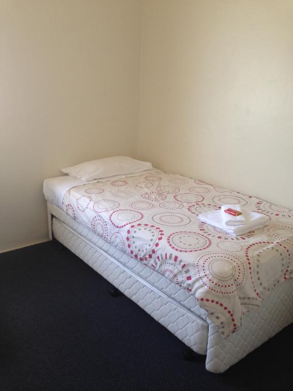 Hotel Mackay Habitación foto
